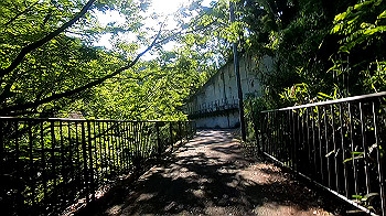 gx011962.mp4_snapshot_01.56_thumb.jpg