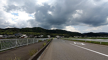 gx011981.mp4_snapshot_01.40_thumb.jpg