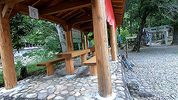 gx011989.mp4_snapshot_00.44_thumb.jpg