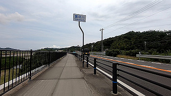 gx012003.mp4_snapshot_00.10_thumb.jpg