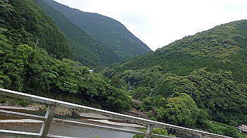 p6150084_thumb.jpg
