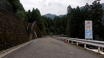 gx012036.mp4_snapshot_02.44_thumb.jpg