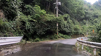 gx012037.mp4_snapshot_03.35_thumb.jpg