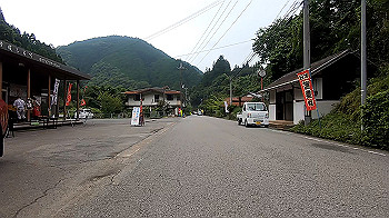 gx012042.mp4_snapshot_02.42_thumb.jpg