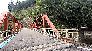 gx012044.mp4_snapshot_02.26_thumb.jpg