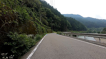 gx012045.mp4_snapshot_09.45_thumb.jpg
