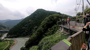 gx012050.mp4_snapshot_00.24_thumb.jpg