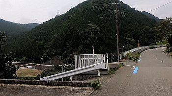 gx012052.mp4_snapshot_03.07_thumb.jpg