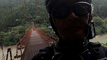 gx012053.mp4_snapshot_02.59_thumb.jpg