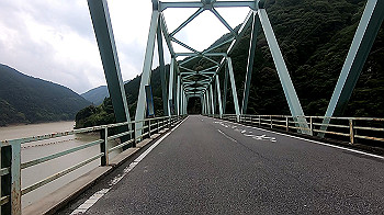 gx012054.mp4_snapshot_03.54_thumb.jpg
