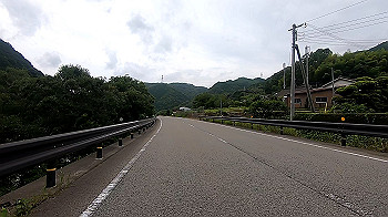 gx012057.mp4_snapshot_04.51_thumb.jpg