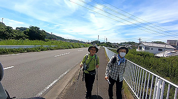 gx012081.mp4_snapshot_00.09_thumb.jpg