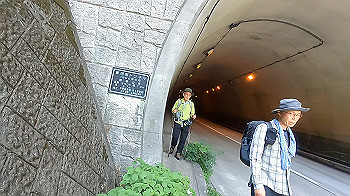 gx012086.mp4_snapshot_05.00_thumb.jpg
