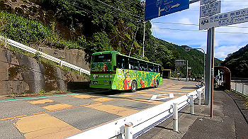 gx012102.mp4_snapshot_01.44_thumb.jpg