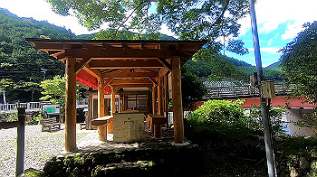 gx012102.mp4_snapshot_05.30_thumb.jpg