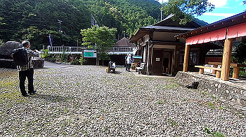 gx012102.mp4_snapshot_06.43_thumb.jpg
