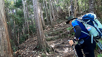 gx012116.mp4_snapshot_00.18_thumb.jpg