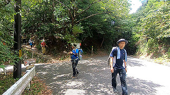 gx012125.mp4_snapshot_00.15_thumb.jpg