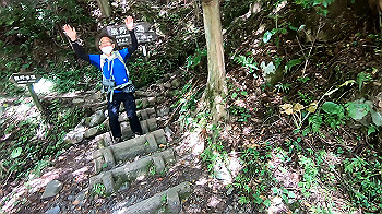 gx012233.mp4_snapshot_00.04_thumb.jpg