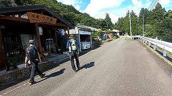 gx012242.mp4_snapshot_01.19_thumb.jpg