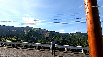 gx012251.mp4_snapshot_00.02_thumb.jpg