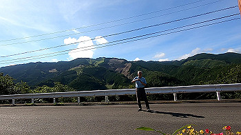 gx012251.mp4_snapshot_00.03_thumb.jpg
