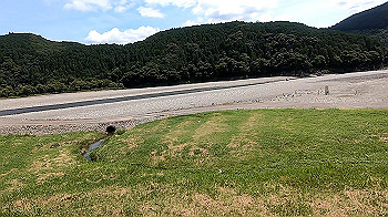 gx012275.mp4_snapshot_00.08_thumb.jpg
