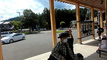 gx012278.mp4_snapshot_00.19_thumb.jpg