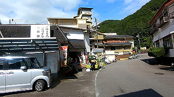 gx012284.mp4_snapshot_03.00_thumb.jpg