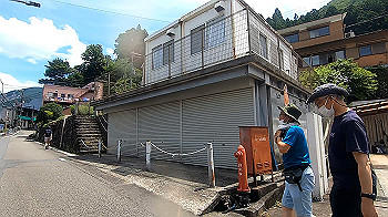 gx012294.mp4_snapshot_00.43_thumb.jpg