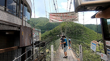 gx012295.mp4_snapshot_00.47_thumb.jpg