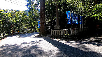 gx013724.mp4_snapshot_00.01_thumb.jpg