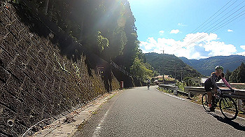 gx013732.mp4_snapshot_00.47_thumb.jpg