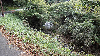 pa181200_thumb.jpg