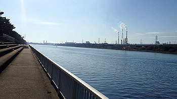 pc111315_thumb.jpg