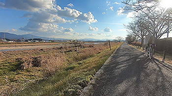 gx014882.mp4_snapshot_01.06_thumb.jpg
