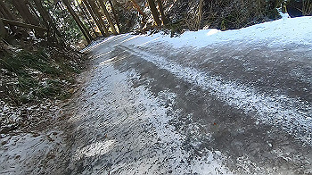 gx015127.mp4_snapshot_01.19_thumb.jpg