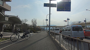 gx015141.mp4_snapshot_01.08_thumb.jpg