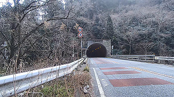 gx015170.mp4_snapshot_05.39_thumb.jpg