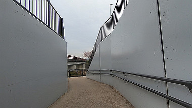gx015915.mp4_snapshot_00.20_thumb.jpg