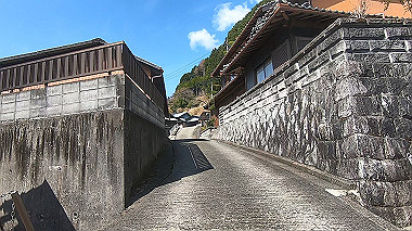 gx015926.mp4_snapshot_04.04_thumb.jpg