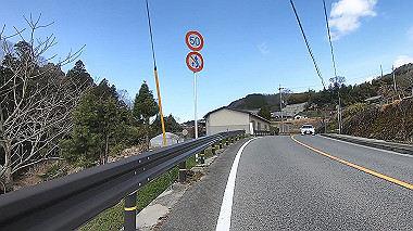 gx015929.mp4_snapshot_01.37_thumb.jpg