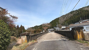 gx015947.mp4_snapshot_02.24_thumb.jpg