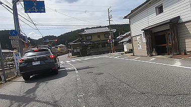 gx015951.mp4_snapshot_00.03_thumb.jpg