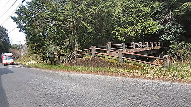 gx015953.mp4_snapshot_00.23_thumb.jpg