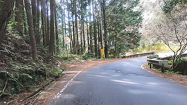 gx015954.mp4_snapshot_01.00_thumb.jpg