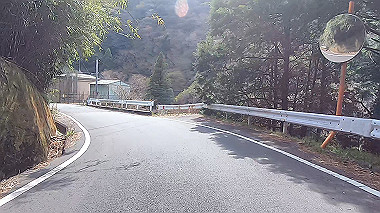 gx015954.mp4_snapshot_03.21_thumb.jpg