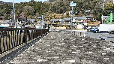 gx015955.mp4_snapshot_01.28_thumb.jpg