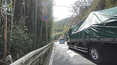 gx015960.mp4_snapshot_01.30_thumb.jpg