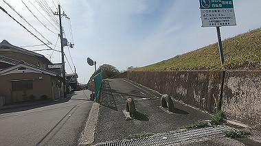 gx015963.mp4_snapshot_02.37_thumb.jpg